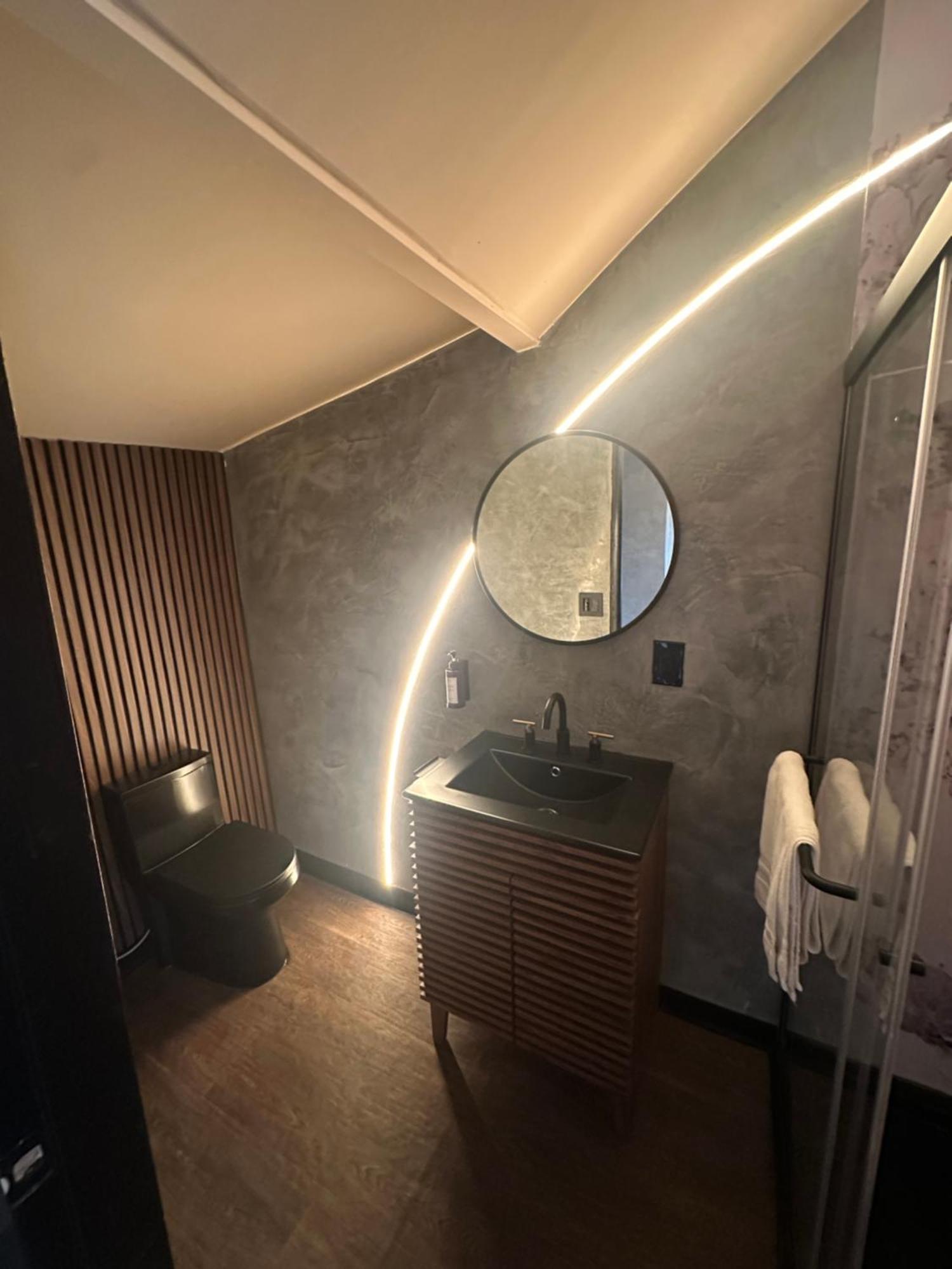Emrose Luxury Cabins Brandon Room photo